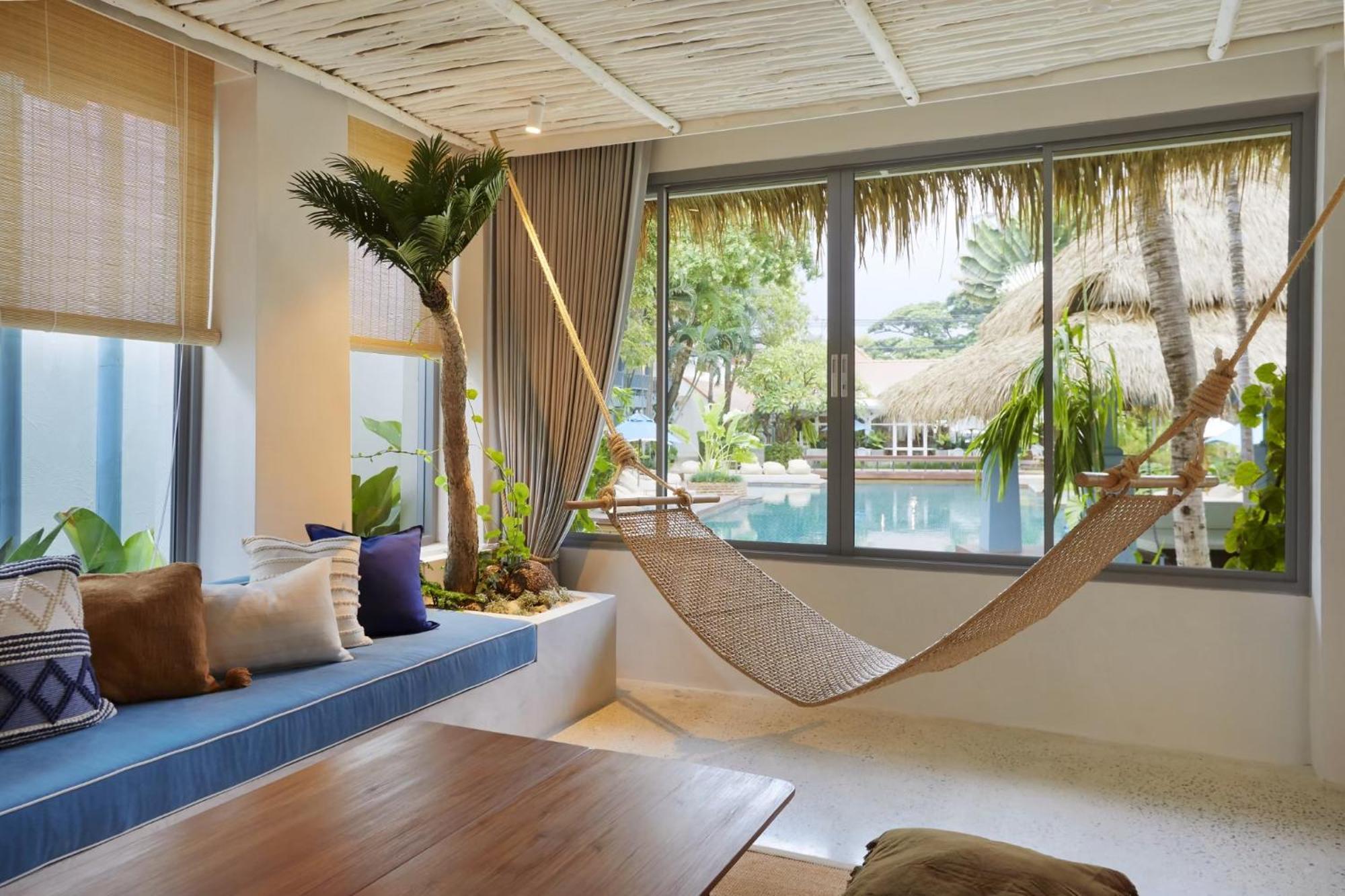 Two-Bedroom Suite,1589117736:JPEG